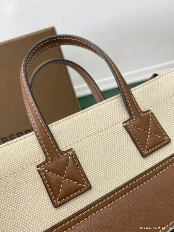 Official FirstBag Ru BURBERRY TOTE Mini Freya 0528